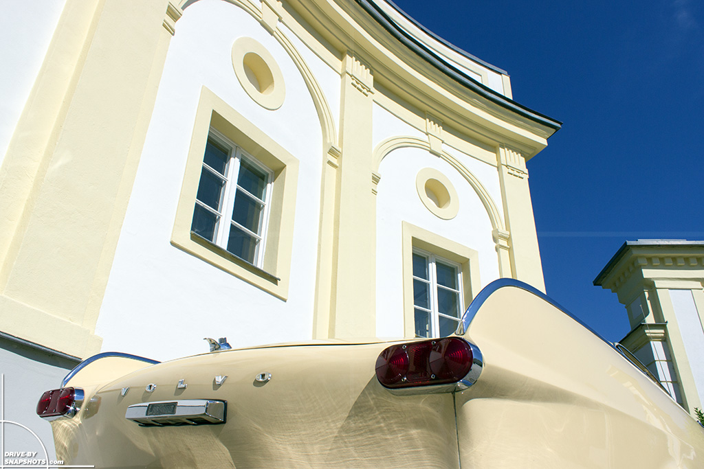 1963 Volvo P1800 at Schloss Freudenhain Passau | Drive-by Snapshots by Sebastian Motsch (2014)
