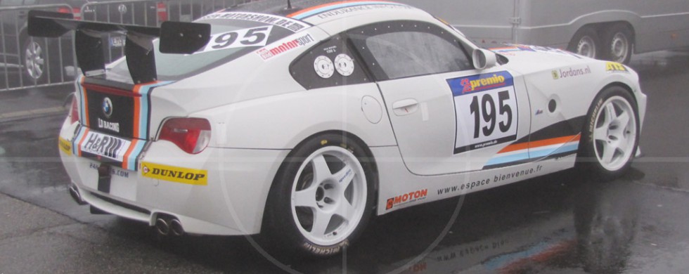 BMW Z4 VLN racecar in the mist | Drive-by Snapshots by Sebastian Motsch (2013)