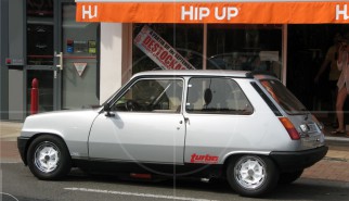 Renault 5 A5 Turbo | Drive-by Snapshots by Sebastian Motsch (2009)