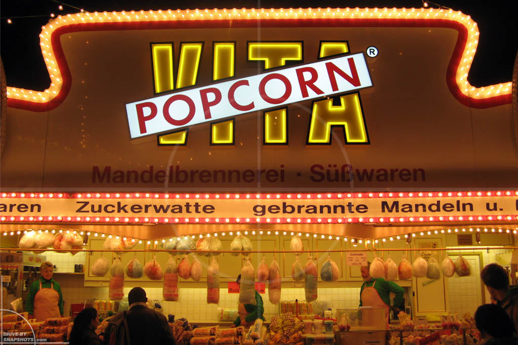 Vita Popcorn | Drive-by Snapshots by Sebastian Motsch (2009)