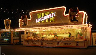 Vita Popcorn | Drive-by Snapshots by Sebastian Motsch (2009)