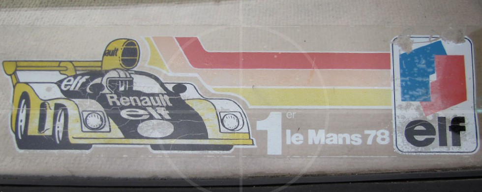 Renault 16 TS | Drive-by Snapshots by Sebastian Motsch (2010)