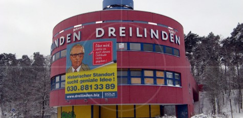 Berlin Dreilinden | Drive-by Snapshots by Sebastian Motsch (2010)