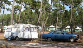 Mercedes-Benz W123 Coupe with Constructam Caravan | Drive-by Snapshots by Sebastian Motsch (2009)