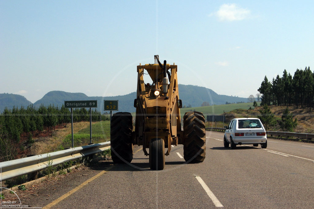 Yellow Elephant South Africa | Drive-by Snapshots by Sebastian Motsch (2007)