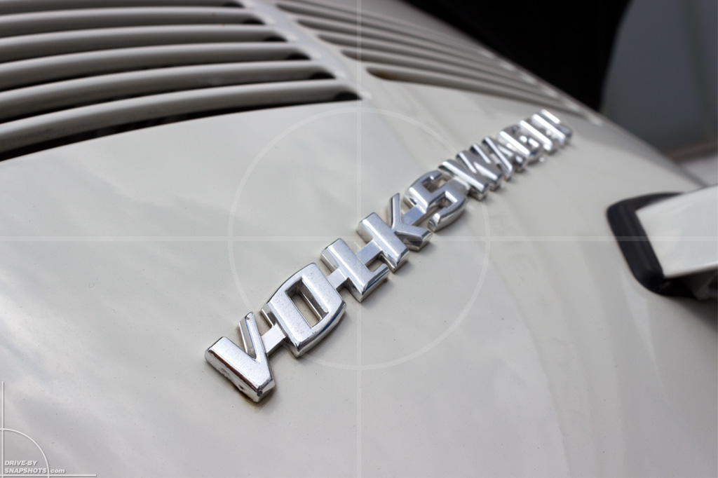 Volkswagen Käfer Cabrio | Drive-by Snapshots by Sebastian Motsch (2014)