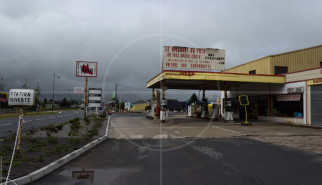 Station Service Ouverte France | Drive-by Snapshots by Sebastian Motsch (2013)