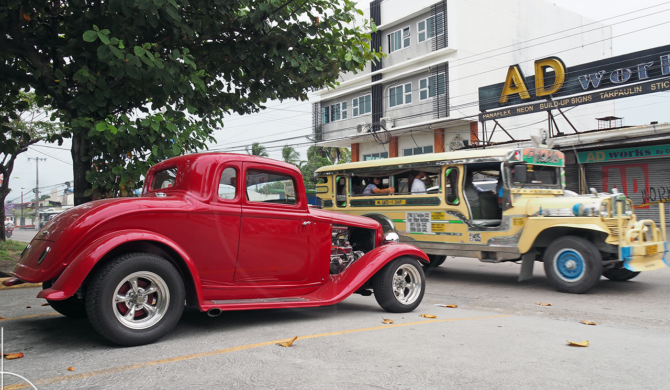 1932 Ford 5-window hot rod Angeles City Philippines | drive-by snapshots by Sebastian Motsch (2017)