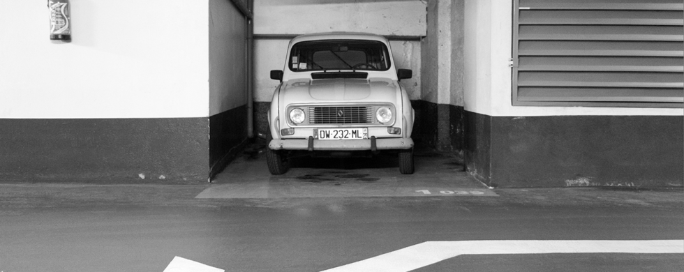 Renault R4 Nancy France | Drive-by Snapshots by Sebastian Motsch (2018)